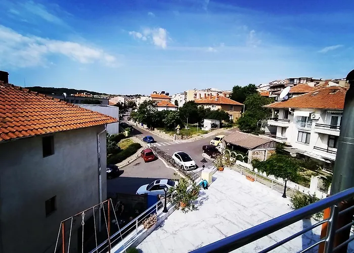 за гости гергана град Созополь