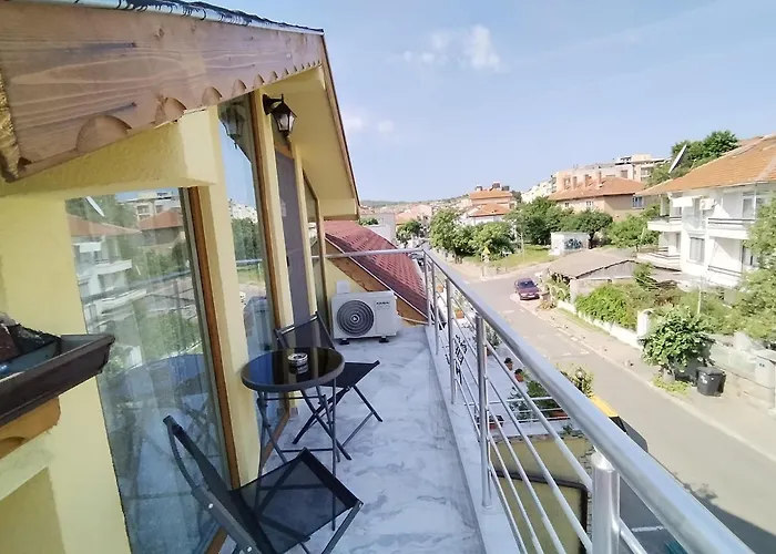 за гости гергана град Созополь