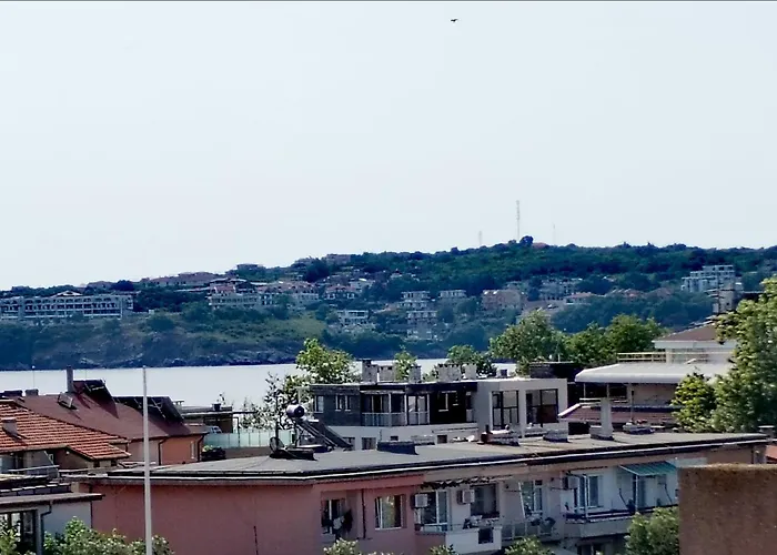 за гости гергана град * Созополь